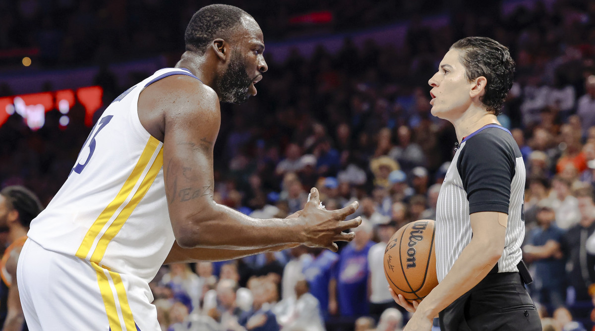 Warriors Are Asking Draymond Green to Leave Referees Alone When He Returns