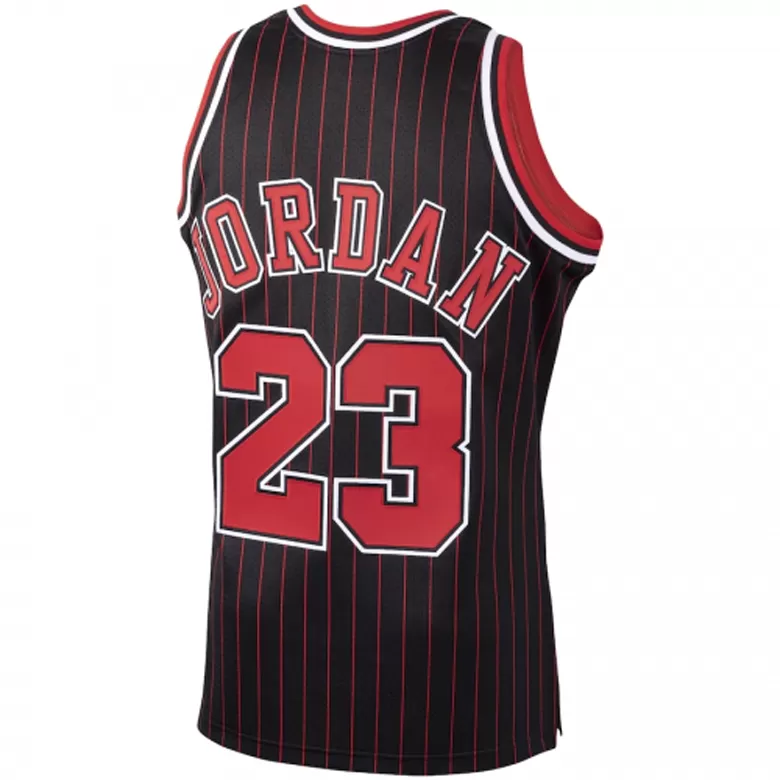 Men's Michael Jordan #23 Chicago Bulls NBA Classic Jersey 95-96 - buybasketballnow